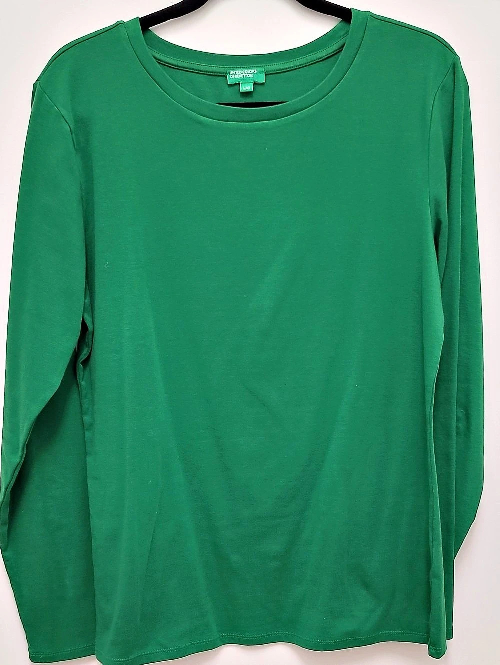 United Colors of Benetton Long Sleeve Crew Neck Top in Green Size Large Like New